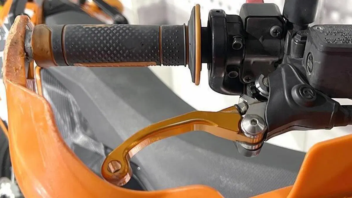 KTM 690 Enduro R (2009 - 11)  (4)