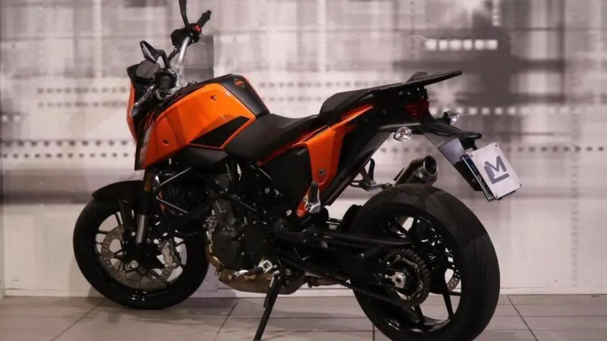 KTM 690 Duke (2012 - 16)  (2)