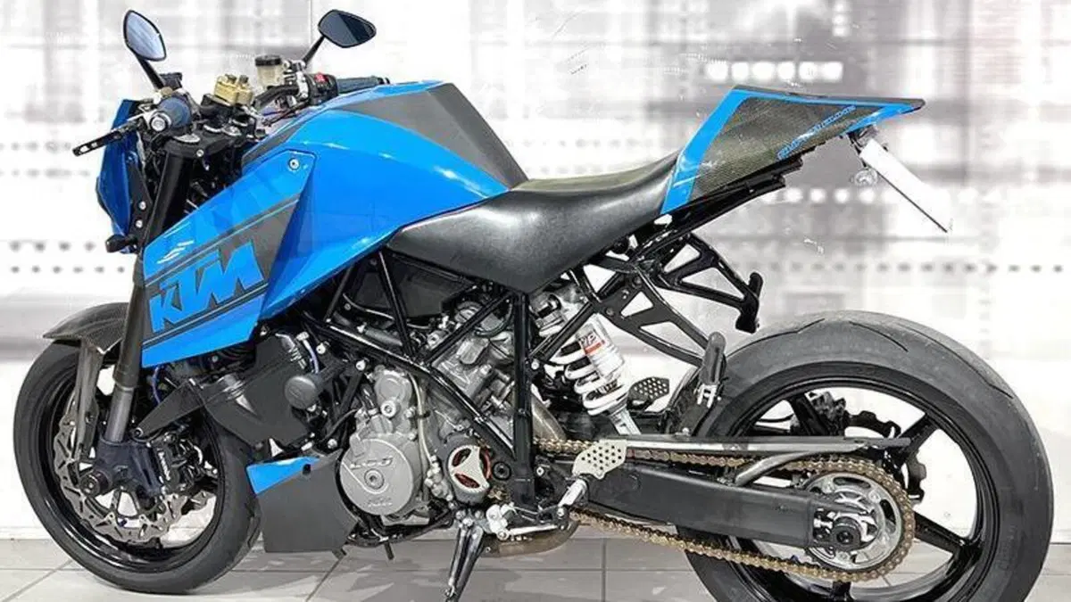 KTM 990 Super Duke (2005 - 07)  (2)