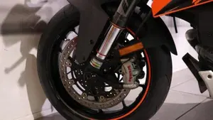 KTM 1290 Super Duke GT ABS (2016 - 18)  (5)