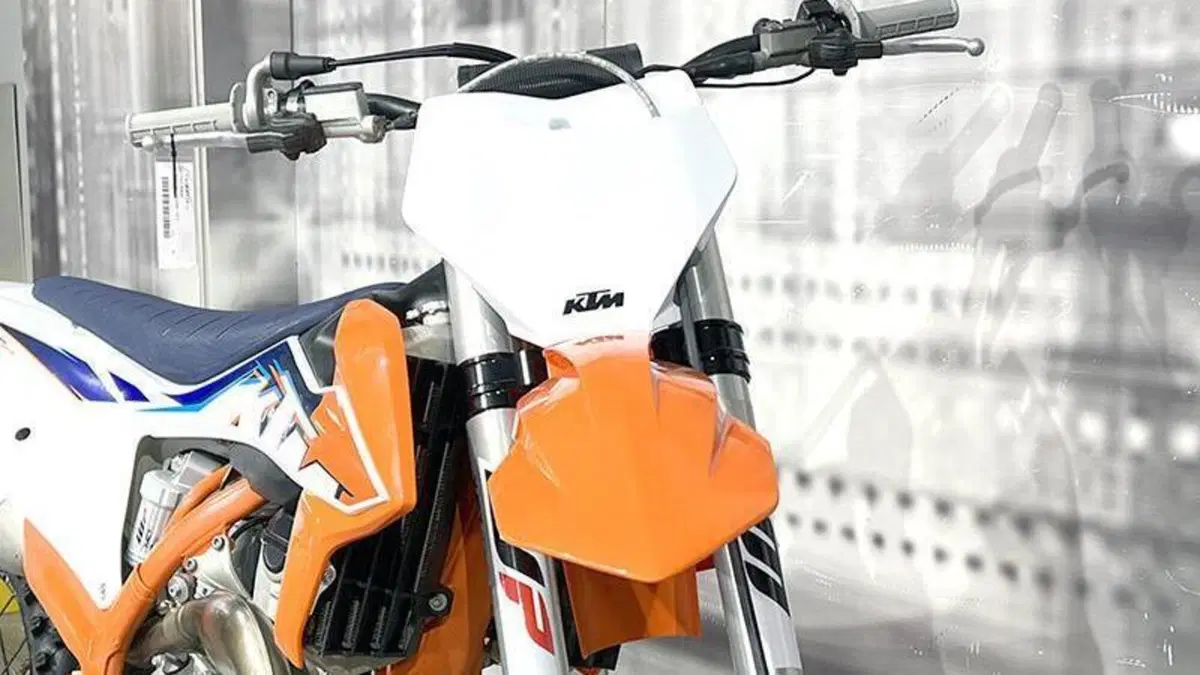 KTM 250 SX-F (2022)  (5)