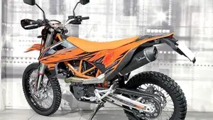 KTM 690 Enduro R (2022 - 25)  (2)