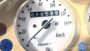 Piaggio Vespa 150 PX (1980 - 00)  (4)