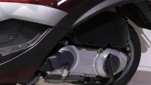 Piaggio MP3 250 i.e.  (4)