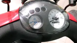 Piaggio Zip 50 2T (2000 - 18)  (3)