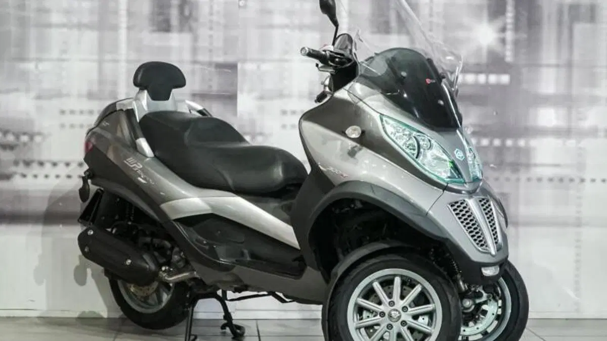 Piaggio MP3 LT 300 