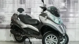 Piaggio MP3 LT 300 usata