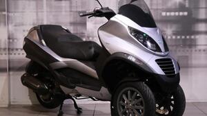 Piaggio MP3 125 
