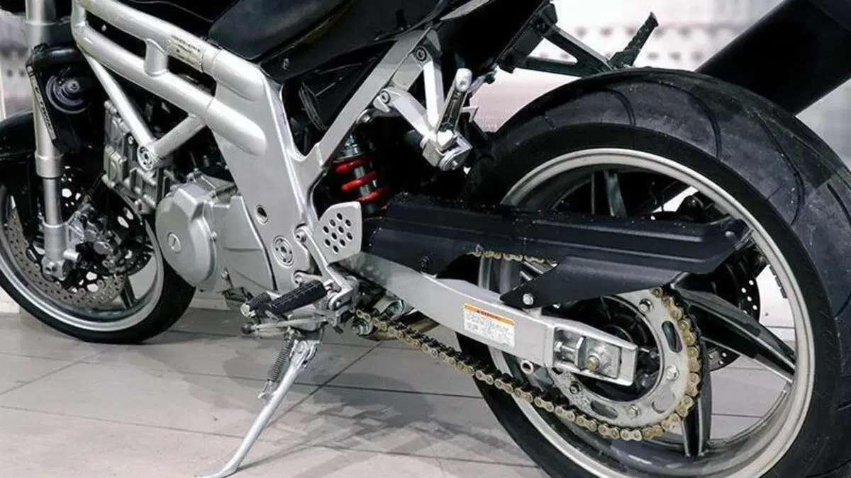 Hyosung Comet GT 650 P (2004 - 16)  (4)
