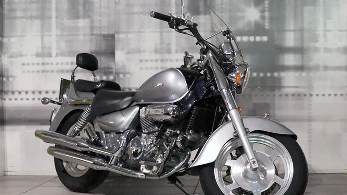 Hyosung Aquila 250 GV (2004 - 16) 