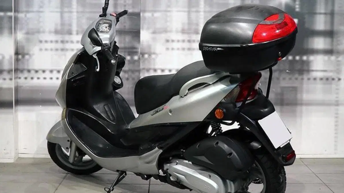 Kymco Bet & Win 250  (2)
