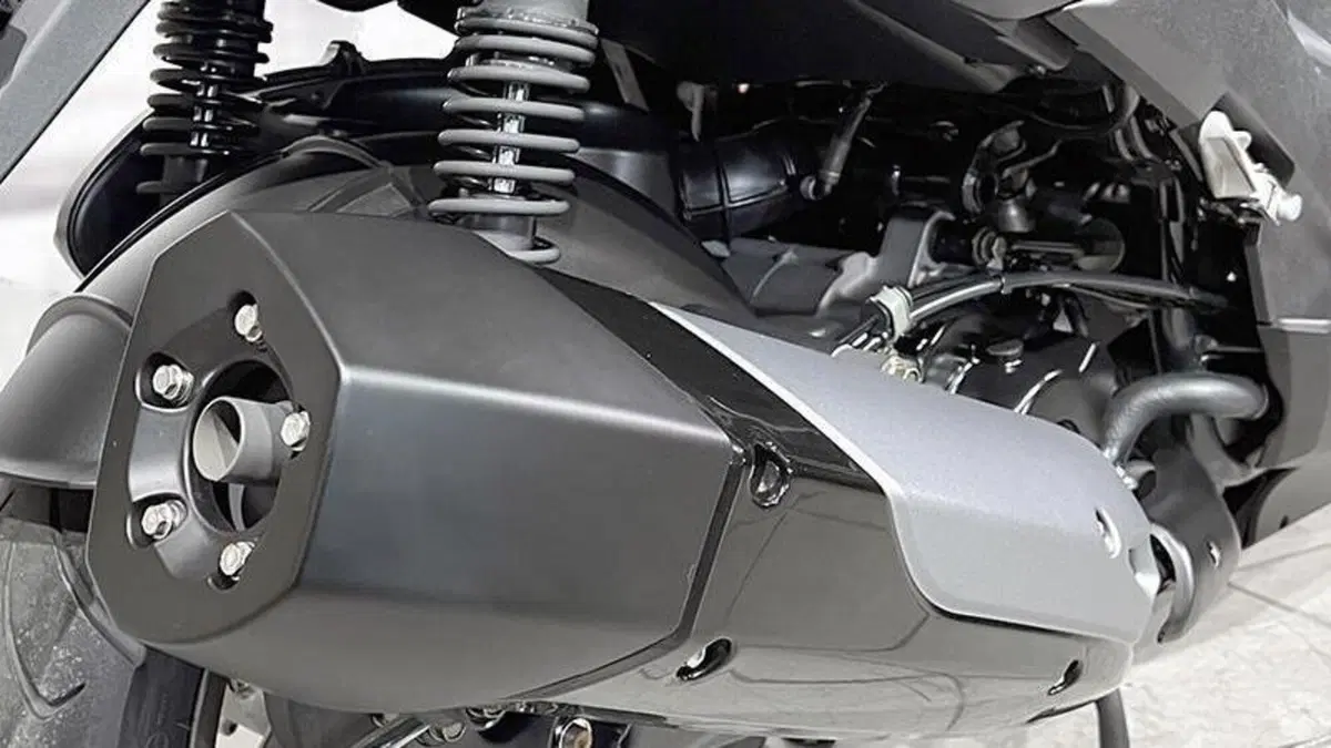 Kymco Xciting 400i ABS (2012 - 17)  (3)