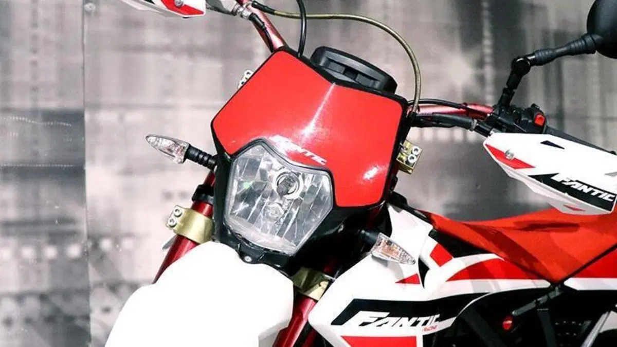 Fantic Motor XM 50 Motard Competition 2T (2021 - 22)  (3)