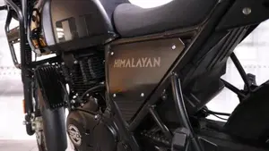 Royal Enfield Himalayan 411 (2021 - 24)  (5)