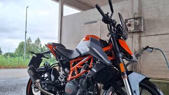 KTM 390 Duke (2021 - 23) usata