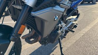 Bmw F 900 R (2021 - 24) usata