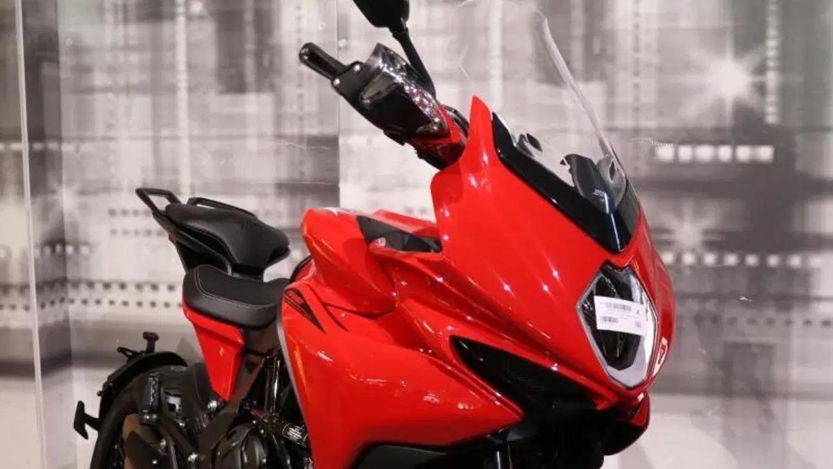 MV Agusta Turismo Veloce 800 Rosso (2021 - 23)  (2)
