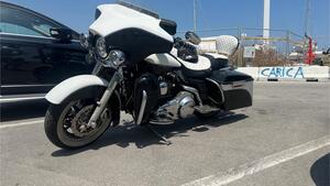 Harley-Davidson 1584 Electra Glide Ultra Classic (2007) - FLHTCU 