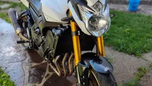 Yamaha Fazer 8 (2010 - 16) 