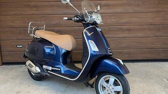 Vespa GTS 300 Hpe (2021 - 22)