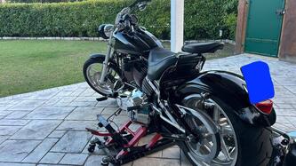 Harley-Davidson 1584 Rocker C (2009 - 11) - FXCWC usata
