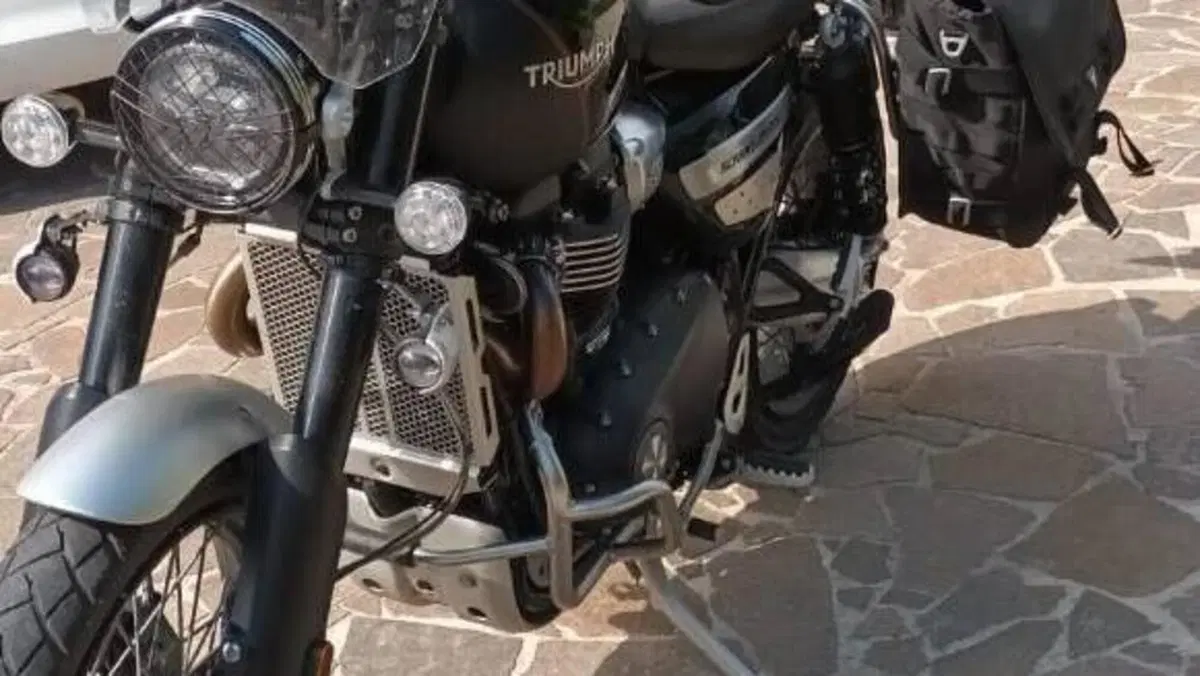 Triumph Scrambler 1200 XC (2021 - 23)  (3)