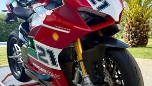 Ducati Panigale V2 Bayliss 1st Championship 20th Anniversary (2021 - 24) 