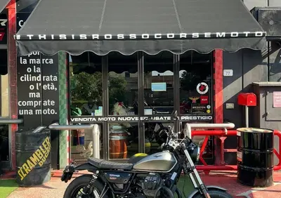 Moto Guzzi V9 Bobber (2016 - 18) - Annuncio 9805541