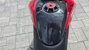 Ducati Hypermotard 1100 S (2007 - 09)  (6)