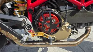 Ducati Hypermotard 1100 S (2007 - 09)  (10)