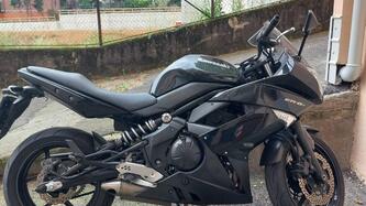 Kawasaki ER-6F (2009 - 11) usata
