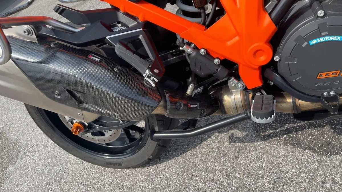 KTM 1290 Super Adventure S (2022 - 25)  (4)