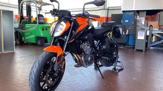 KTM 890 Duke (2021 - 23) usata