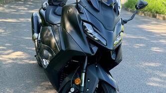 Yamaha T-Max 560 (2022 - 24) usata