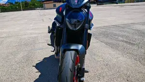 Ducati Monster 937 + (2021 - 25)  (4)
