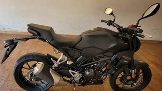 Honda CB 300 R (2022 - 25) usata