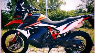 KTM 890 Adventure R (2022)