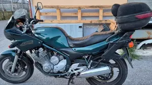 Yamaha Diversion 600  (3)