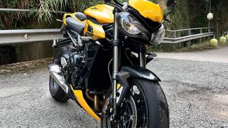 Triumph Street Triple 765 RS (2023 - 25)