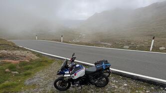 Bmw R 1300 GS Adventure Trophy (2025) usata