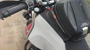 Moto Guzzi V85 TT (2019 - 20)  (5)