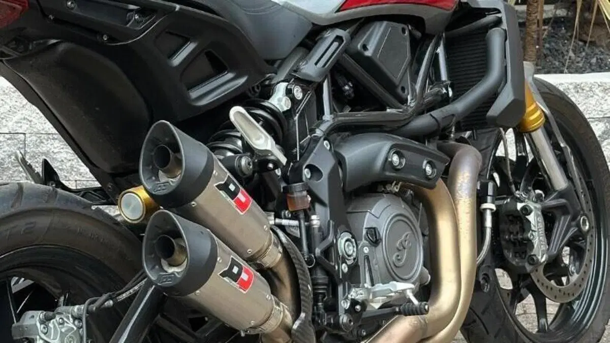 Indian FTR 1200 S (2019 - 20)  (2)