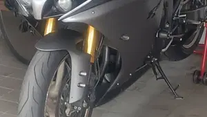 Yamaha YZF R1 (2012 - 14)  (4)