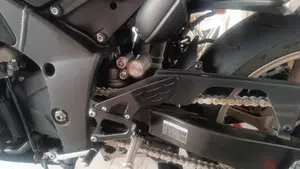 Yamaha YZF R1 (2012 - 14)  (9)