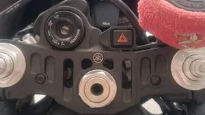 Yamaha YZF R1 (2012 - 14)  (11)