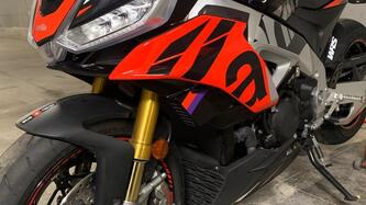 Aprilia Tuono V4 Factory (2021 - 24) usata