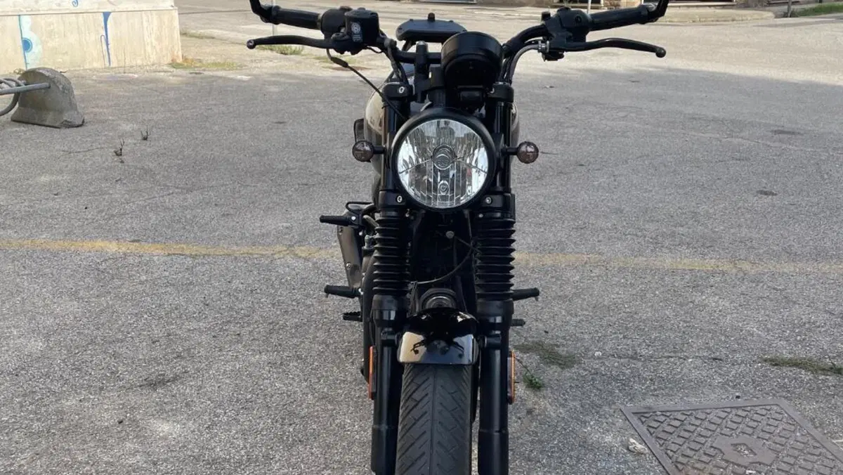 Royal Enfield HNTR 350 (2022 - 26)  (2)