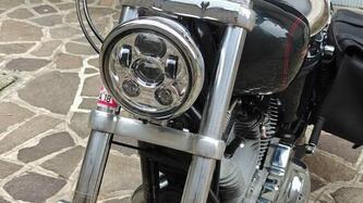 Harley-Davidson 883 Custom (2006 - 07) - XL 883C usata
