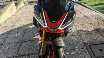 Aprilia Tuono V4 Factory (2021 - 24) usata