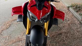 Ducati Streetfighter V4 S (2025) usata